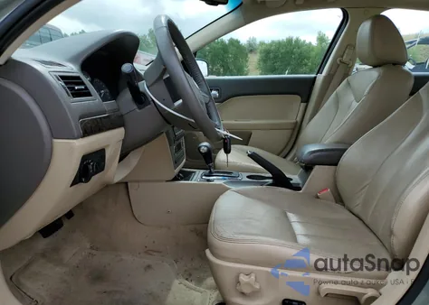 2009 Mercury Milan Premier z USA, uszkodzony, nr VIN 3MEHM08129R625774